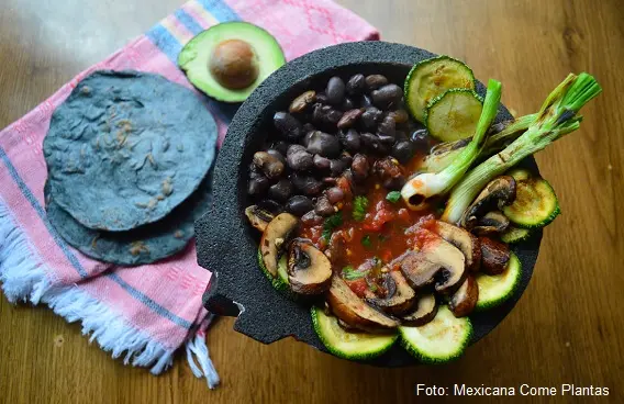 Receta de Molcajete Vegetariano