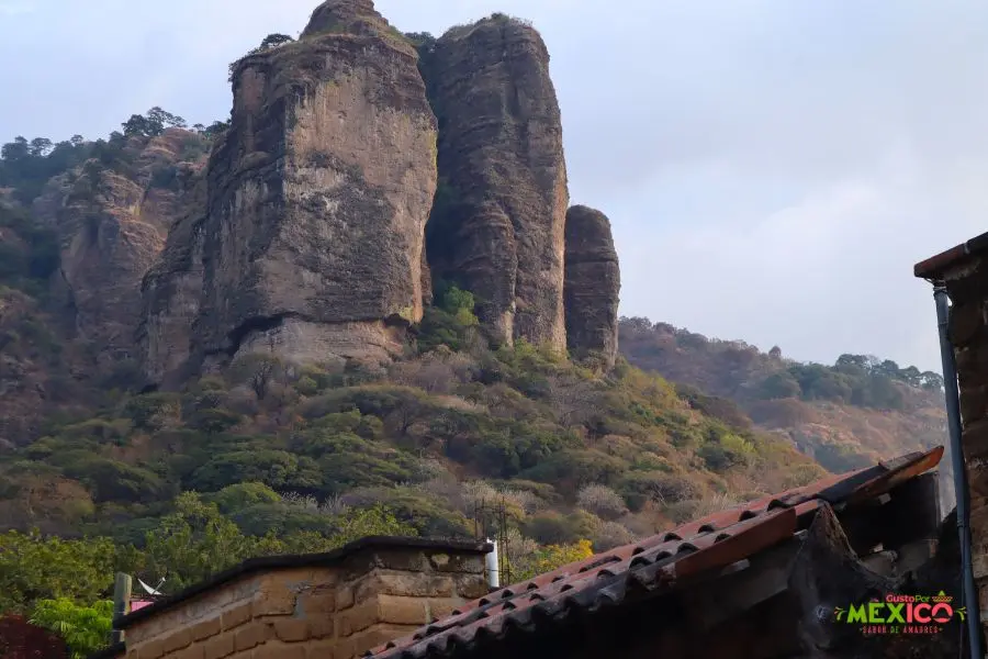 Tepoztlán: Encanto, Cultura y Naturaleza en el Co